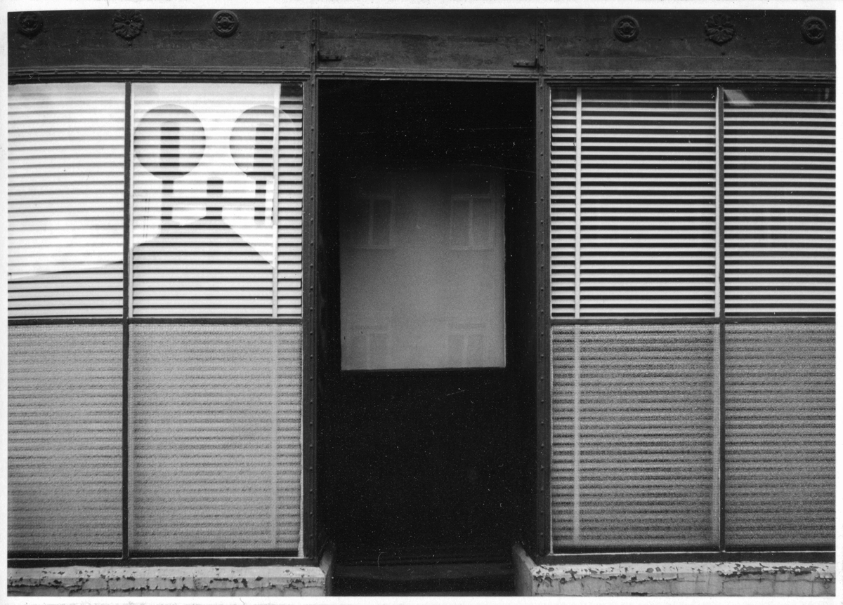 TEGG – Bild »Fenster« aus Bilderserie »Frühe Arbeiten – Fenster«